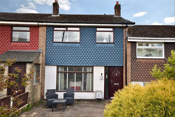 3 Bedroom Terraced House For Sale In Mendip Close, Royton, Oldham, Greater Manchester, OL2