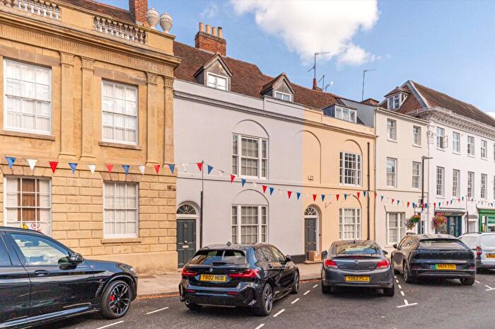 4 Bedroom Terraced House For Sale In Church Street, Warwick, Warwickshire, CV34