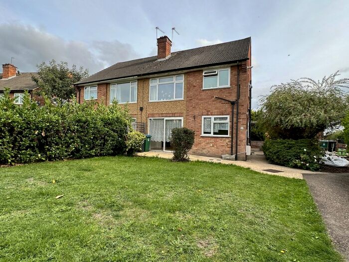 Houses for sale & to rent in WD17 4LY, Hempstead Road, Nascot Watford