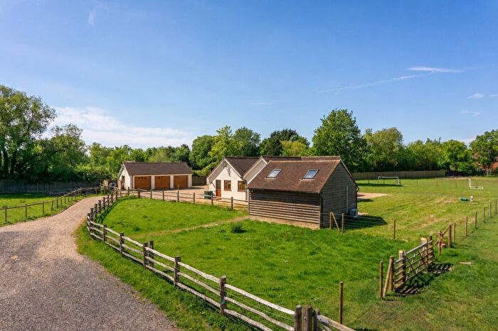 3 Bedroom Detached Bungalow To Rent In Woodside, The Close, Horley, RH6