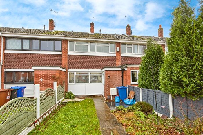 3 Bedroom Terraced House For Sale In Harper Court, Burton-On-Trent, DE13