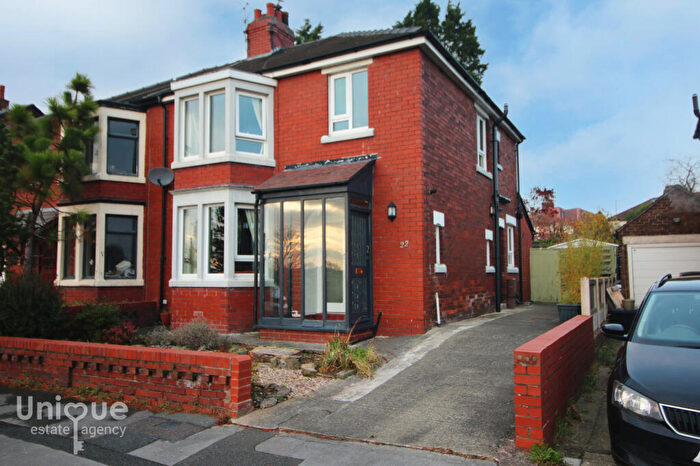 3 Bedroom Semi Detached House For Sale In Manor Drive, Preston, PR4