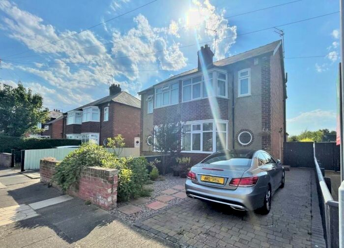 2 Bedroom Semi-Detached House To Rent In Ravensdale Road, Darlington, Durham, DL3