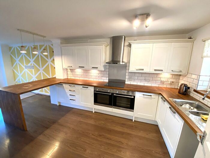 4 Bedroom Semi-Detached House To Rent In Blossom Close, Burghclere Down, Andover, SP10