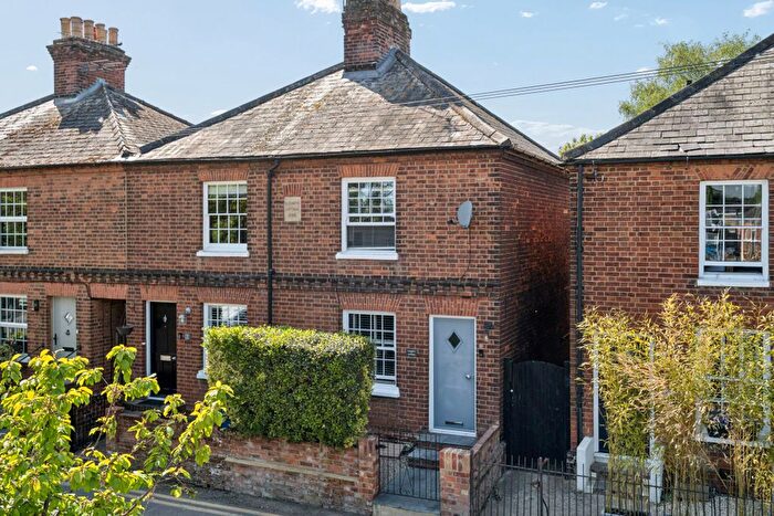 2 Bedroom End Of Terrace House For Sale In High Road, Cookham, Maidenhead, SL6