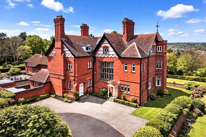 3 Bedroom Penthouse For Sale In Vyner Road South, Prenton, Merseyside, CH43