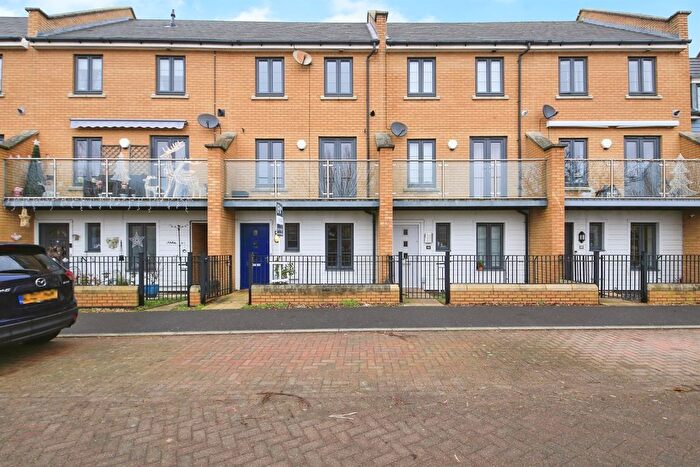 3 Bedroom Property For Sale In Spring Avenue, Hampton Vale, Peterborough, PE7