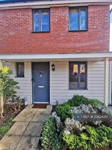 3 Bedroom Semi-Detached House To Rent In Moore Close, Wootton, MK43