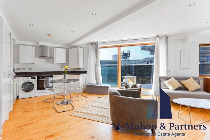 1 Bedroom Flat To Rent In More Copper House, - Magdalen Street, London, SE1