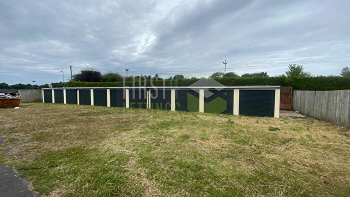 Garage / Parking To Rent In Silver Street, Whitwick, LE67