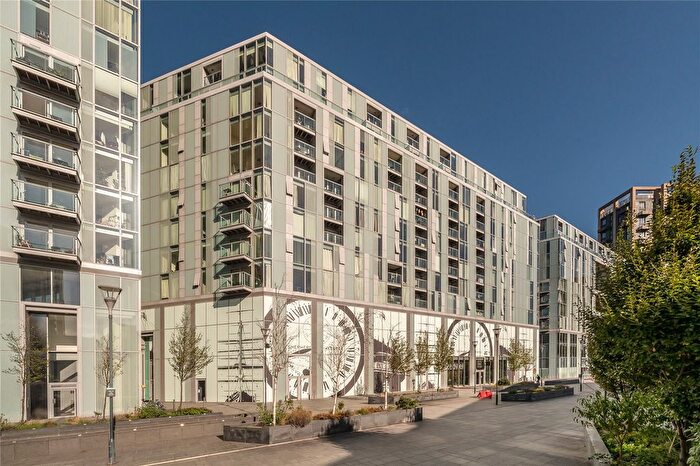2 Bedroom Flat To Rent In Cavatina Point, Dancers Way, Greenwich, SE8