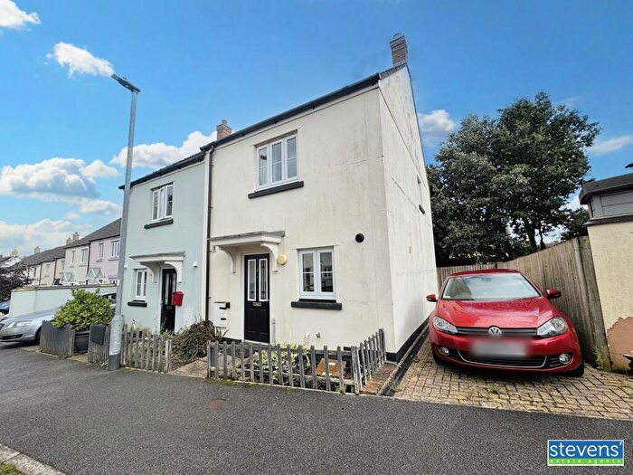 2 Bedroom End Of Terrace House For Sale In Oldham Road, Hatherleigh, Okehampton, Devon, EX20