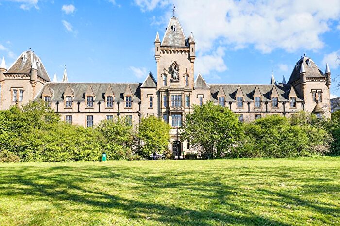 3 Bedroom Flat To Rent In Royal Victoria Patriotic Building, John Archer Way, SW18