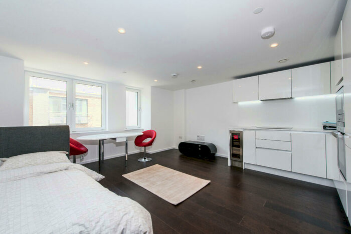 Studio To Rent In Eagle Point, City Road, Shoreditch, EC1V