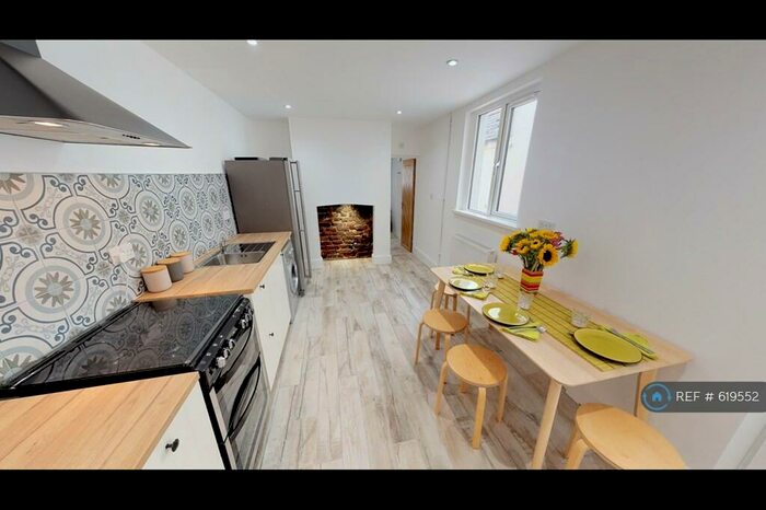 4 Bedroom Terraced House To Rent In Carlisle Street, Cardiff, CF24