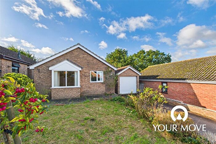 2 Bedroom Bungalow For Sale In Stanton Close, Beccles, Suffolk, NR34