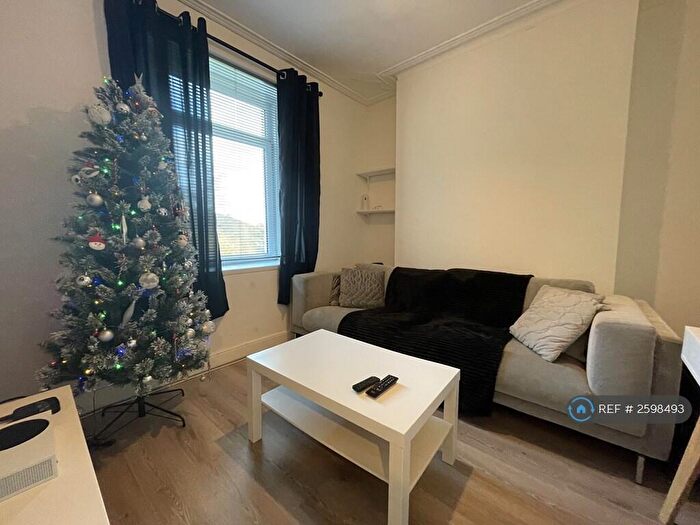 2 Bedroom Terraced House To Rent In Harries Street, Swansea, SA1