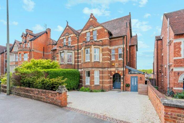 5 Bedroom Property To Rent In Iffley Road, Oxford, OX4