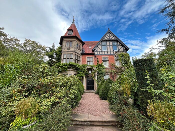 2 Bedroom Flat To Rent In Hawthornden Manor, Uttoxeter, ST14