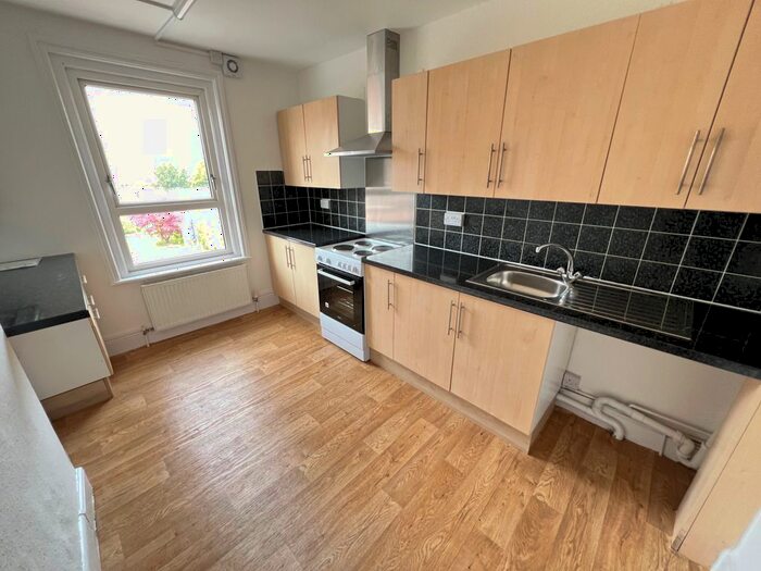 3 Bedroom Maisonette To Rent In Nelson Road, Tunbridge Wells, TN2