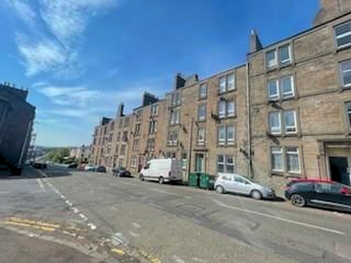 1 Bedroom Flat To Rent In Provost Road, Dundee, DD3