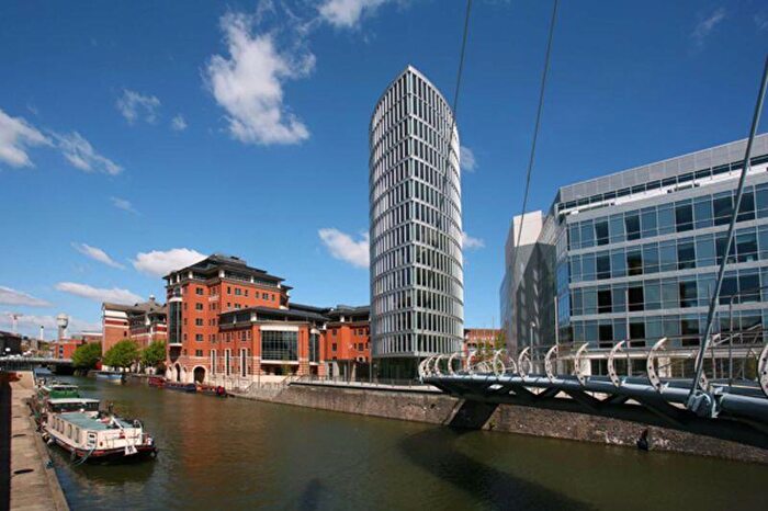 1 Bedroom Flat To Rent In Glass Wharf, Bristol, BS2