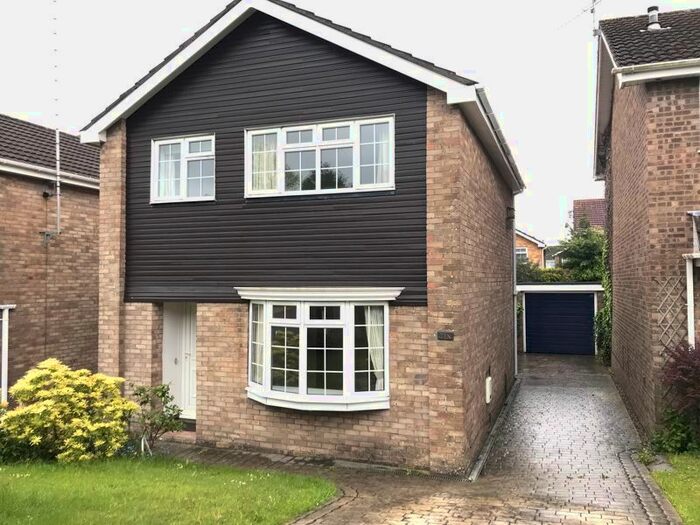 3 Bedroom Detached House To Rent In Deans Gardens, Chepstow, NP16