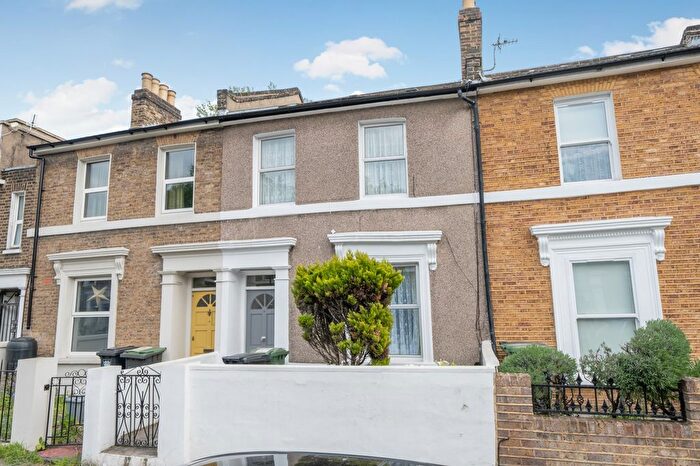 3 Bedroom Terraced House For Sale In Malpas Road, London, SE4