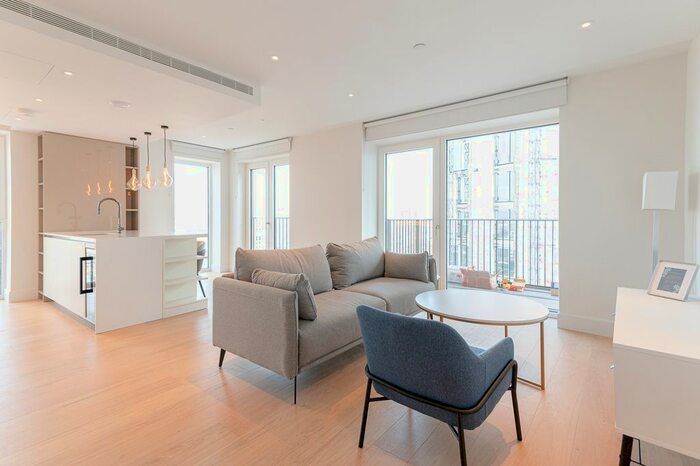 2 Bedroom Flat To Rent In White City Living, Parkside Apartments, Cascade Way, White City, W12