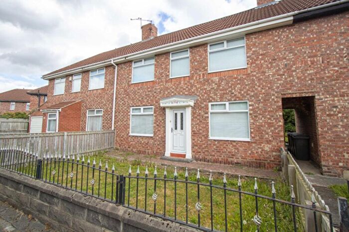 3 Bedroom Terraced House For Sale In Laurel Avenue, Gilesgate, Durham, DH1