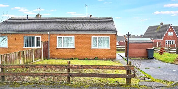 2 Bedroom Bungalow For Sale In Greenacres, Kirkby-In-Ashfield, Nottingham, NG17