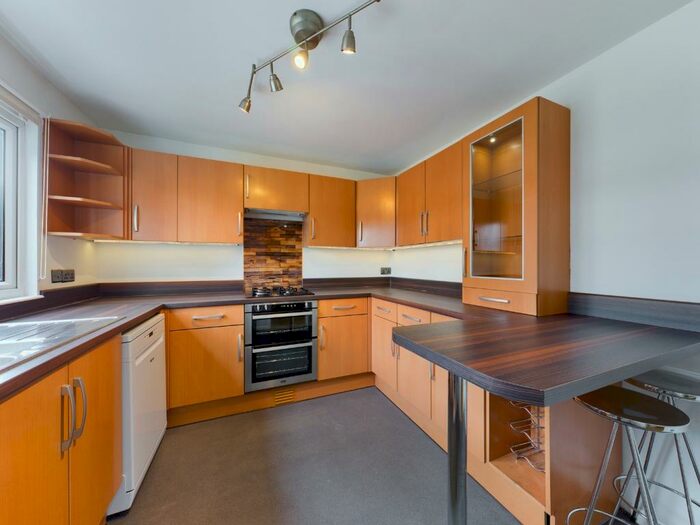 3 Bedroom Terraced House To Rent In St. Agnells Lane, Hemel Hempstead, Hertfordshire, HP2