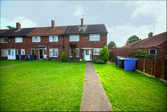 3 Bedroom End Of Terrace House To Rent In Caledon Close, Hull, East Riding Of Yorkshire, HU9