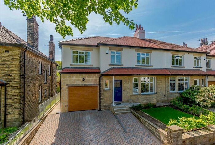 4 Bedroom Semi-Detached House To Rent In Wheatley Avenue, Ilkley, LS29