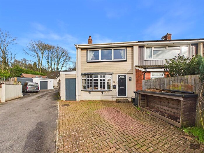 3 Bedroom Property For Sale In Dukes Orchard, Bradninch, Exeter, EX5