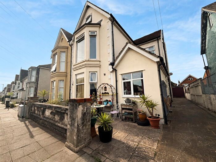 2 Bedroom Flat To Rent In Queens Road, Portsmouth, PO2
