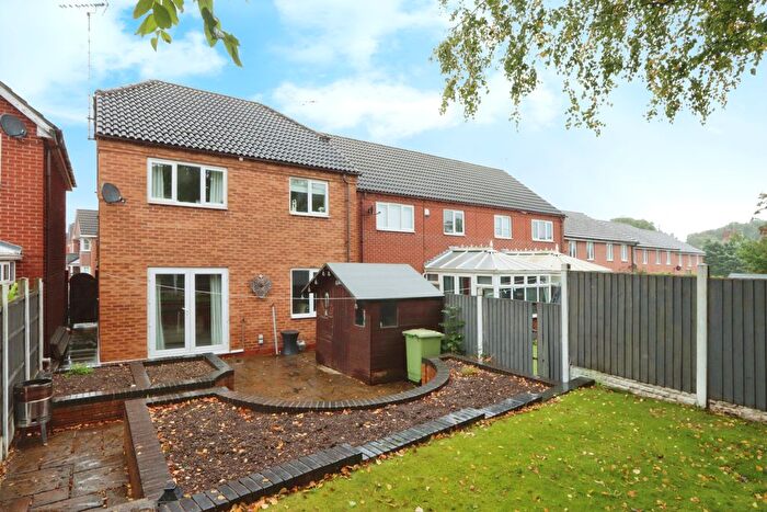 3 Bedroom Detached House For Sale In Green Close, Renishaw, Sheffield, Derbyshire, S21