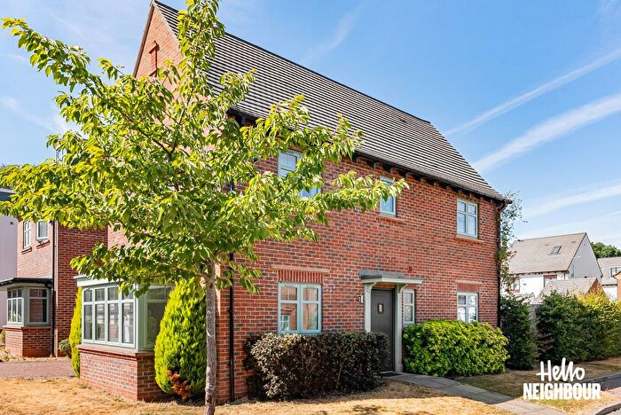 3 Bedroom Detached House To Rent In Fullers Avenue, Watford, WD25