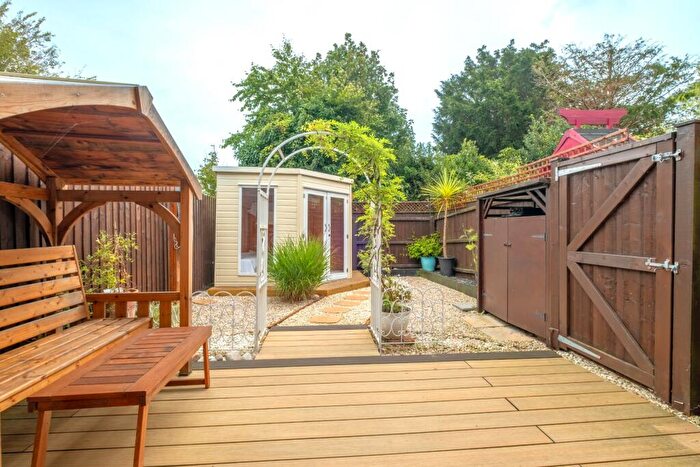 2 Bedroom End Of Terrace House To Rent In Mount Pleasant Avenue South, Weymouth, DT3