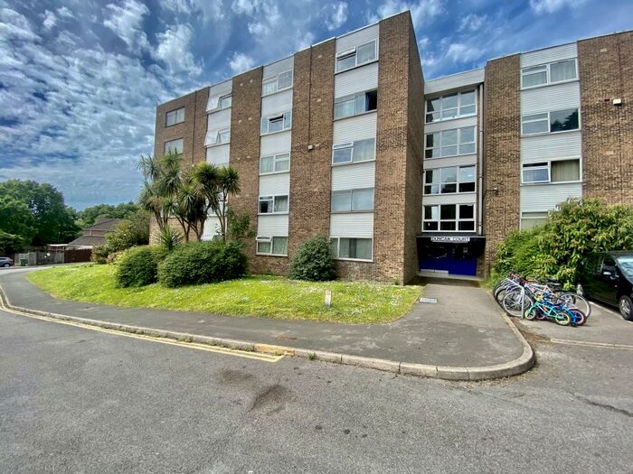 1 Bedroom Flat To Rent In Anson Drive, Southampton, SO19