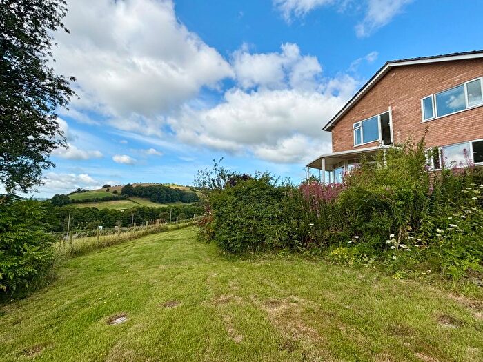 4 Bedroom Detached House To Rent In Llangyniew, Welshpool, Powys, SY21