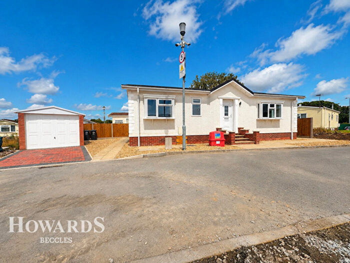2 Bedroom Park Home For Sale In Waveney Residential, Pound Road, Beccles, NR34