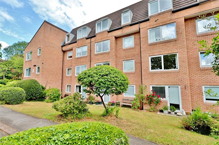 1 Bedroom Apartment For Sale In Mount Hermon Road, Woking, Surrey, GU22