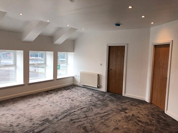 2 Bedroom Flat To Rent In Fold Street, City Centre, Wolverhampton, WV1