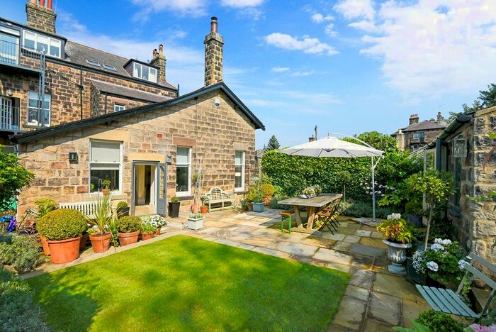 2 Bedroom Flat To Rent In Lancaster Road, The Grove, HG2