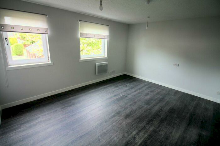 Studio To Rent In Pegasus Avenue, Carluke, ML8