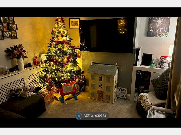 2 Bedroom Terraced House To Rent In Shortlands Road, Sittingbourne, ME10