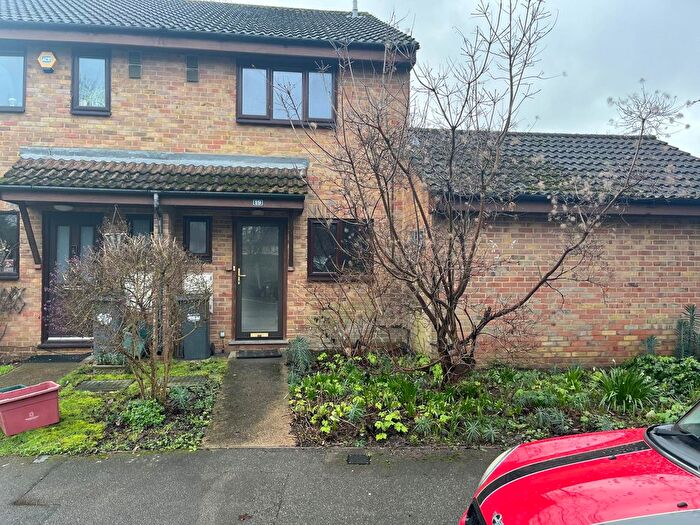 2 Bedroom Semi Detached House To Rent In Feltham, TW14