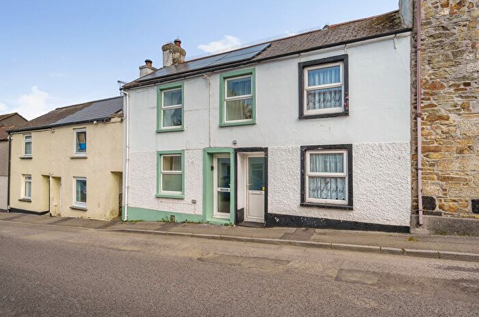 2 Bedroom Cottage For Sale In Higher Church Street, Hayle, Cornwall, TR27