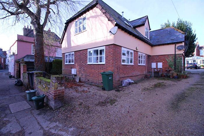 1 Bedroom Maisonette To Rent In Church Street, Coggeshall, CO6